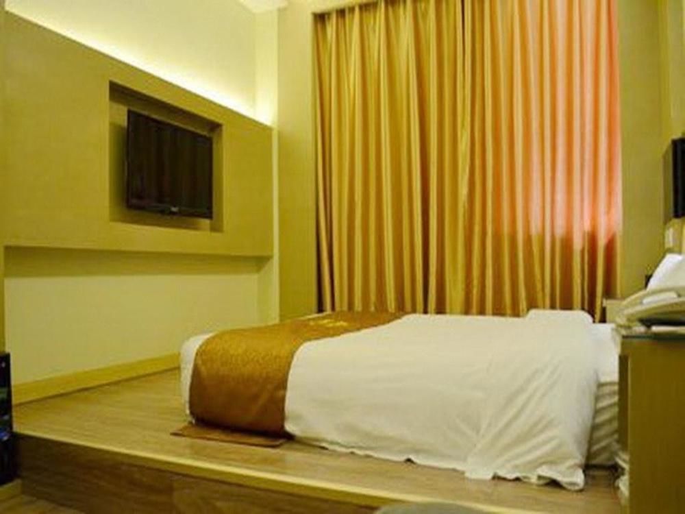 Bella Ingenious Hotel Дун'їн Екстер'єр фото