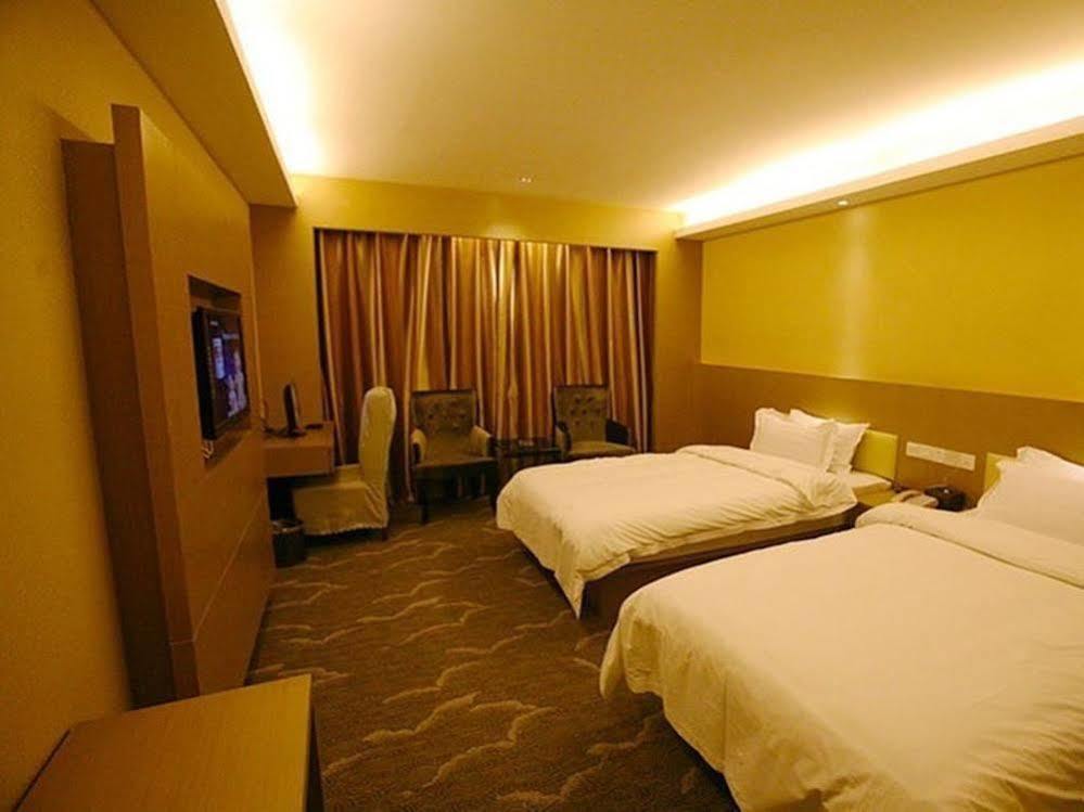 Bella Ingenious Hotel Дун'їн Екстер'єр фото
