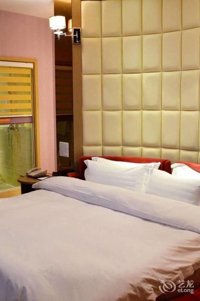 Bella Ingenious Hotel Дун'їн Екстер'єр фото
